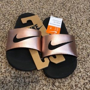 Nike slides